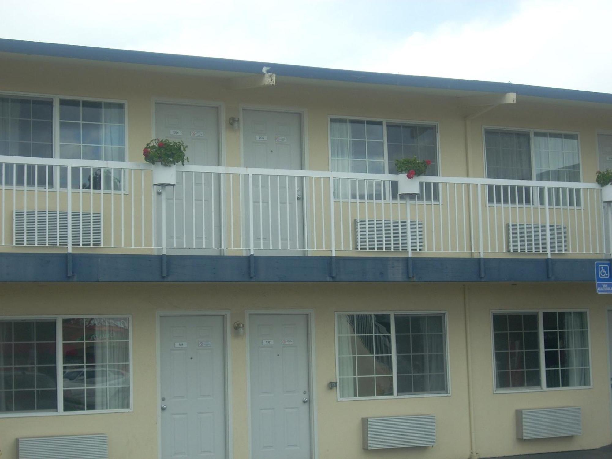 Economy Inn Seaside Extérieur photo
