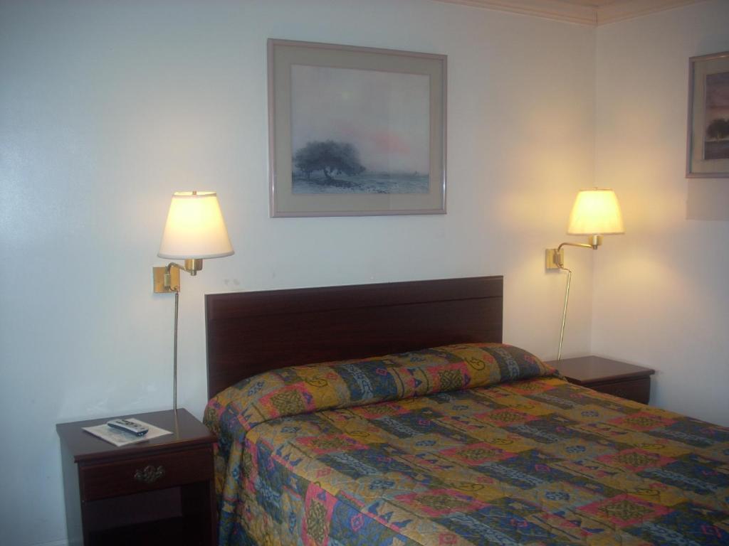 Economy Inn Seaside Extérieur photo